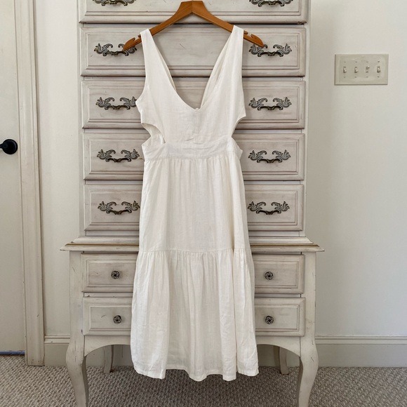 Vici Cream Linen Cutout Midi Dress - Picture 2 of 5
